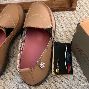 Spenco, Total Support, Fiesta FG Leather Loafer, Size 9 Tan